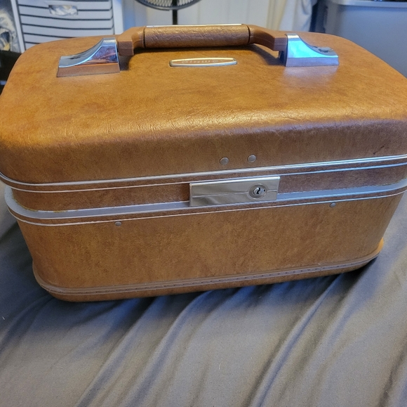 Airway Bags Vintage Airway Train Makeup Case Poshmark